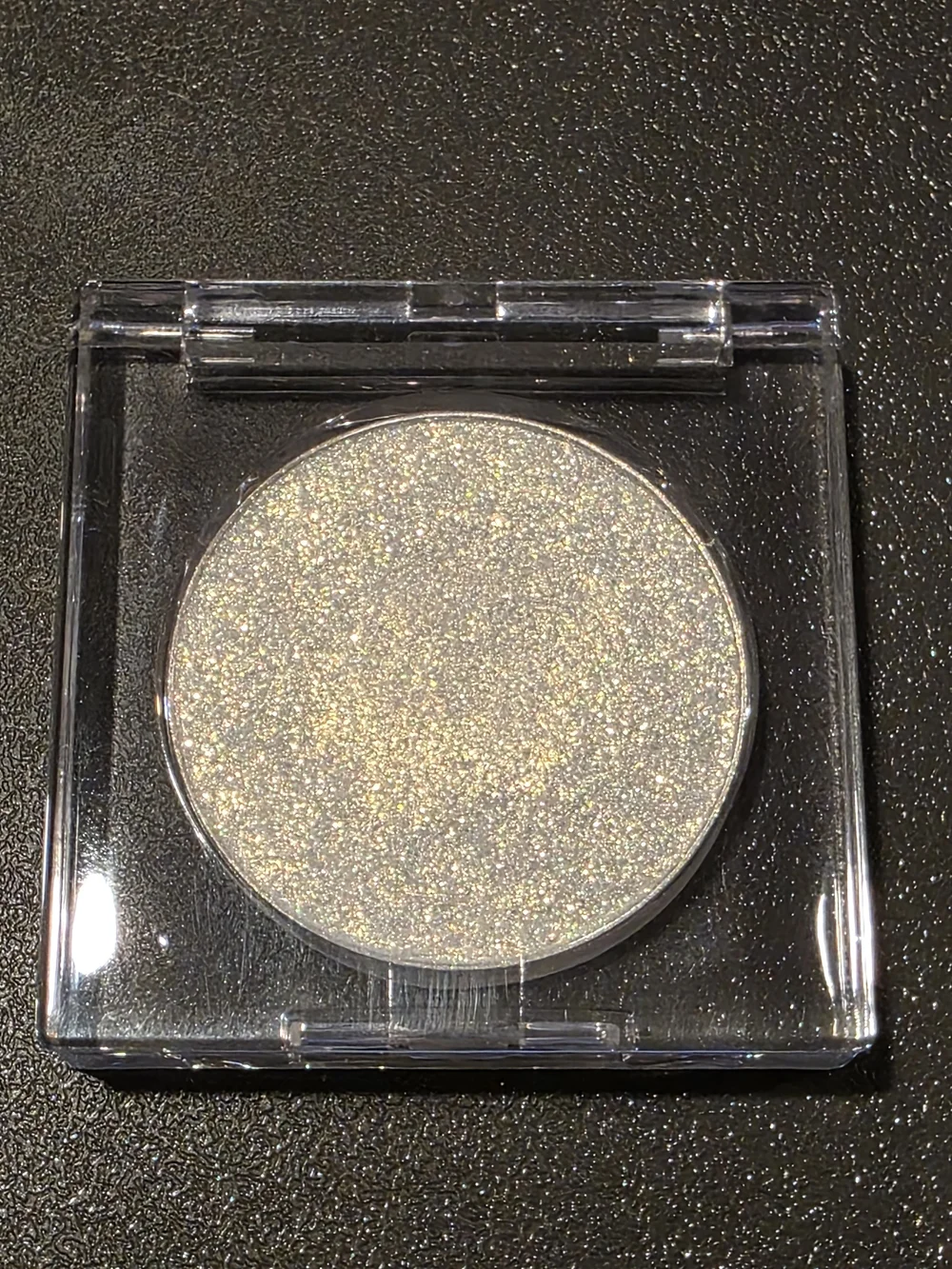 Diamond Supply Co. Pressed Glitter Eyeshadow — Iridescent Gold